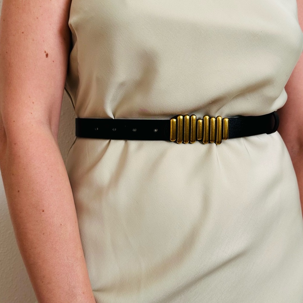 New Elegant Faux Leather Black Belt with Brushed Gold Accent Buckle - Picture 4 of 5